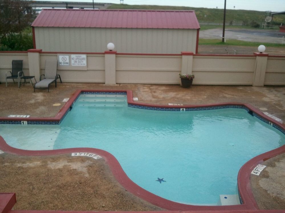 Royal Motel 2*